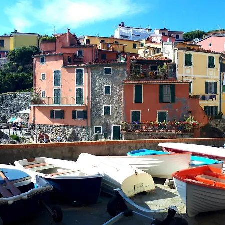 Il Debbio Villa *